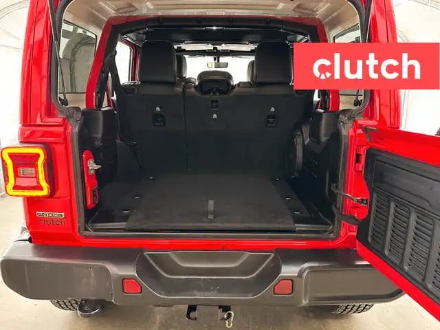 2022 Jeep Wrangler Unlimited Sahara 4WD w/ Apple CarPlay, Rearvi in Cars & Trucks in City of Toronto - Image 40
