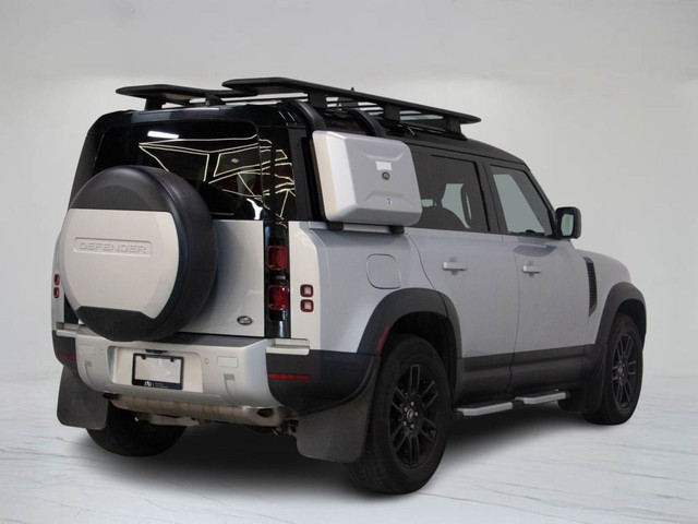 2023 Land Rover Defender 110 S | 7 PASS | MERIDIAN | PANO in Cars & Trucks in Mississauga / Peel Region - Image 4
