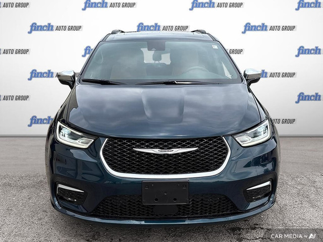 2023 Chrysler Pacifica Hybrid Pinnacle DVD | NAVIGATION | FAM... in Cars & Trucks in London - Image 3
