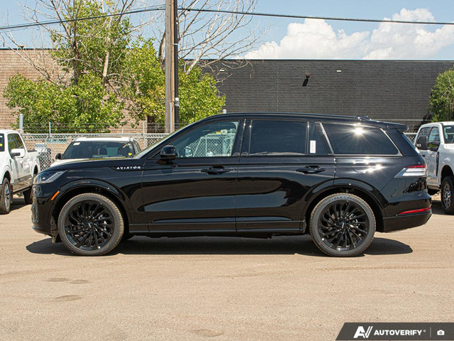2025 Lincoln Aviator Reserve in Cars & Trucks in Edmonton - Image 3