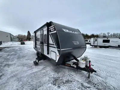 Keystone Bullet Classic travel trailer 1840RBWE highlights: Microwave Oven Pass-Thru Storage Full Re...