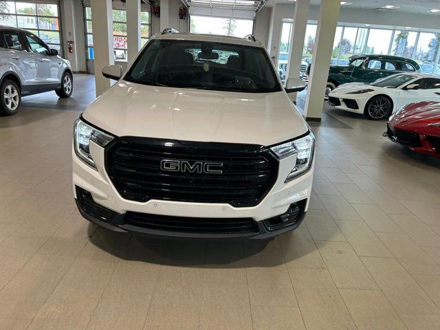 2022 GMC Terrain SLT *Roof* *360 Cam* *Low KMs* in Cars & Trucks in Fort McMurray - Image 2