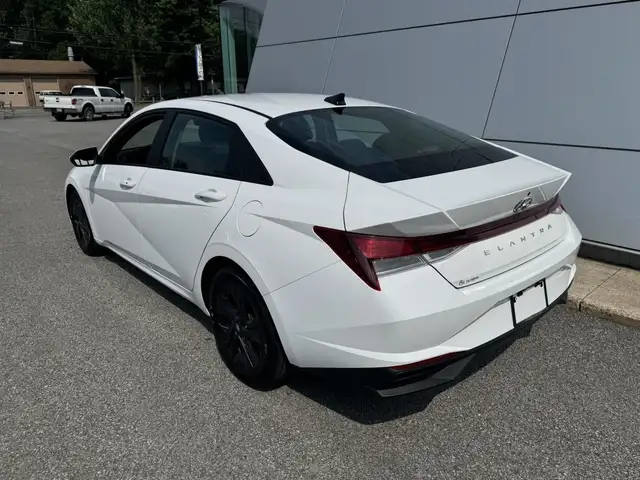 Hyundai Elantra Preferred 2021 Caméra de recul écran tactile siè in Cars & Trucks in Trois-Rivières - Image 8