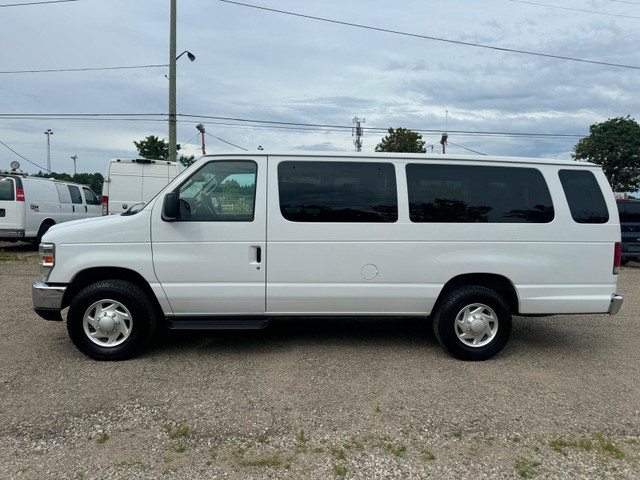 2014 Ford Econoline Wagon 15 Passengers in Cars & Trucks in Oakville / Halton Region