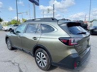 Do not miss out on this low mileage, locally owned and traded 2022 Touring Outback! Nicely optioned... (image 3)