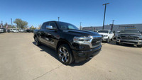 This Ram 1500 is equipped with: Premium Leather-Faced Bucket Seats, Remote Start System, Heated fron... (image 3)