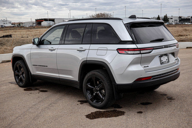 2025 Jeep Grand Cherokee Limited in Cars & Trucks in Strathcona County - Image 2