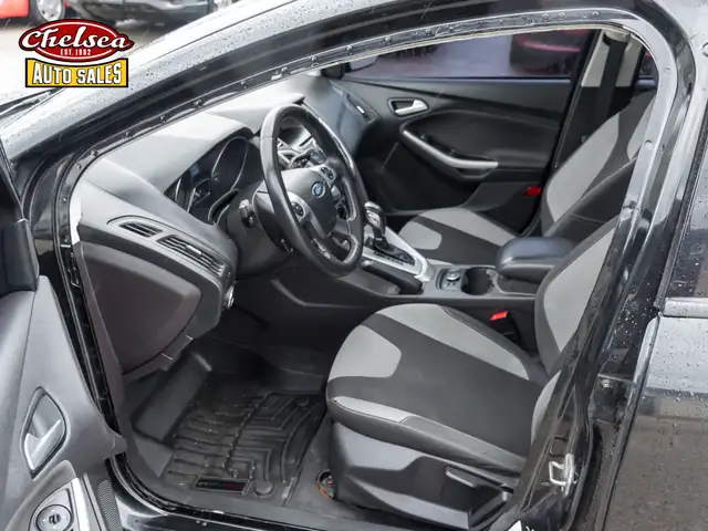 2014 Ford Focus in Cars & Trucks in London - Image 9