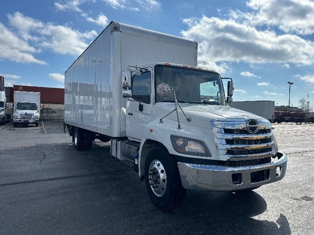 2018 Hino Truck 268 ALUMVAN in Heavy Trucks in Delta/Surrey/Langley