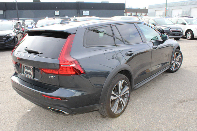 2020 Volvo V 60 T5 CROSS COUNTRY MOMENTUM All-wheel Drive - HAIL in Cars & Trucks in Calgary - Image 4