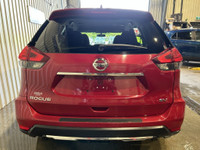 Welcome Ontario customers! All our vehicles are Ontario safety check/e-tested. We offer financing ad... (image 5)
