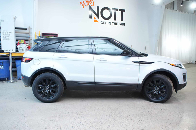 2017 LAND ROVER EVOQUE 5dr HB SE - | All-Wheel Drive in Cars & Trucks in Winnipeg - Image 4