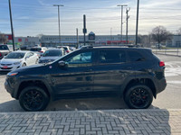2017 Jeep Cherokee Trail Hawk 4X4 - In Rhino Grey - Four wheel drive - NEW TIRES - 10.8" of ground c... (image 6)