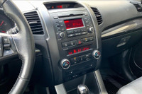 3.5 L 6 Cyl Engine Vehicle Options: Leather Interior, Sunroof, Rear Back Up Camera, Heated Seats, Bl... (image 5)