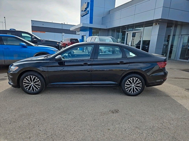 2021 Volkswagen Jetta Comfortline LOCAL TRADE! AUTOMATIC HEAT... in Cars & Trucks in Red Deer - Image 3