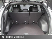 This Jeep Compass boasts a Intercooled Turbo Regular Unleaded I-4 2.0 L/122 engine powering this Aut... (image 7)