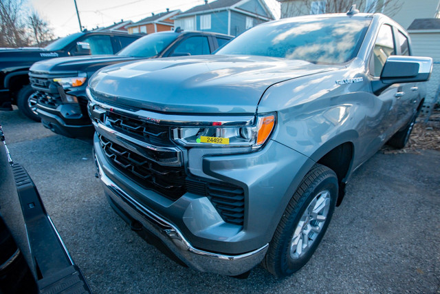 2024 Chevrolet Silverado 1500 LT COMMODITÉ 2 + GROUPE PROTECTION in Cars & Trucks in Longueuil / South Shore