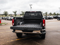 Welcome to Sherwood Buick GMC! This GMC Sierra 2500HD boasts a Turbocharged Diesel V8 6.6L/ engine p... (image 7)