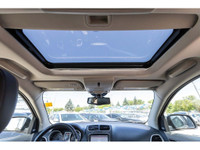 MANITOBA VEHICLE IN GREAT CONDITION! - Heated Seats - Heated Steering Wheel - Backup Camera - Blueto... (image 4)