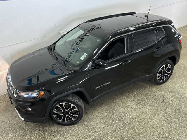 2022 Jeep Compass Limited LIMITED/AWD/ROOF/BLACK LEATHER! in Cars & Trucks in Belleville - Image 2
