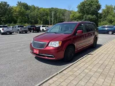 See Dealer Website for Details. Engine: 3.6 Other Equipment Heat, Rear Air & Air Conditioning, Alloy...