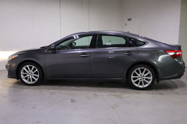 2015 Toyota Avalon 4dr Sdn Limited for sale in Cars & Trucks in City of Toronto - Image 3