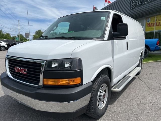 2021 GMC Savana Cargo Van RWD 2500 135 in Cars & Trucks in Ottawa - Image 3