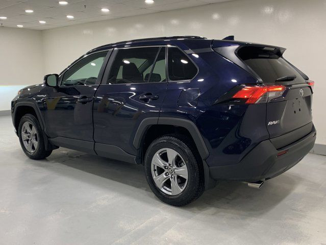 2022 Toyota RAV4 XLE * Sunroof * in Cars & Trucks in Regina - Image 3