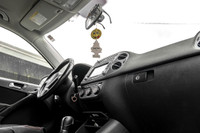 VEHICLE FEATURES: AIR CONDITIONING, POWER FOLDING MIRRORS, LEATHER, ADJUSTABLE STEERING WHEEL, RAIN... (image 7)