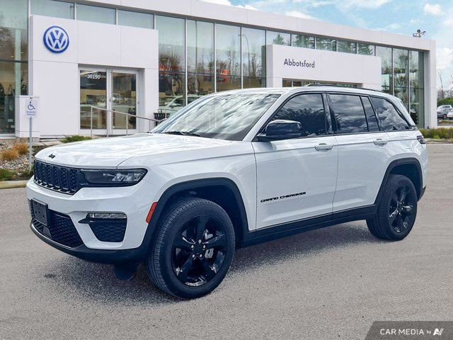 2023 Jeep Grand Cherokee Limited in Cars & Trucks in Abbotsford
