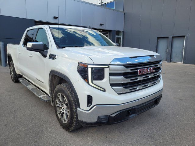 2023 GMC Sierra 1500 SLE | 5.3L | CREW CAB | BACK UP CAM in Cars & Trucks in Calgary - Image 3