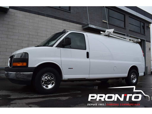 2018 GMC Savana Cargo Van 2500 EXT ** 2.8L DURAMAX DIESEL ** FUL in Cars & Trucks in Laval / North Shore - Image 4