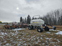 1987 Bourgault 32 Ft Cultivator with 3195-3 Series Air Tank 428-