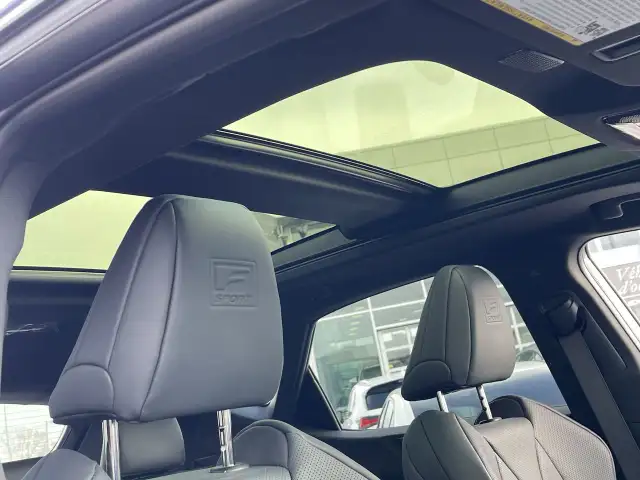 2024 Lexus NX F SPORT Groupe F Sport 2 in Cars & Trucks in Laval / North Shore - Image 30