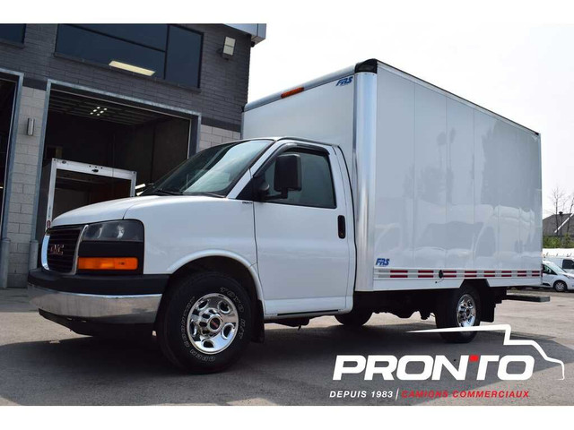 2017 GMC Savana 3500 ** Cube 13 pieds ** V8 4.8L ** Cruise ** in Cars & Trucks in Laval / North Shore