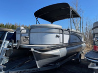 2022 Manitou 22 Oasis Angler Full Front SHP 373