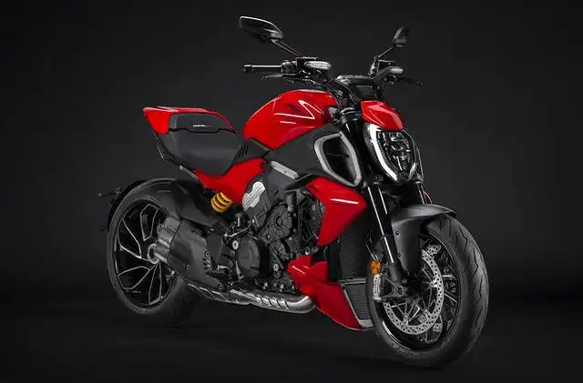 2023 Ducati Diavel V4 in Street, Cruisers & Choppers in Kelowna - Image 4