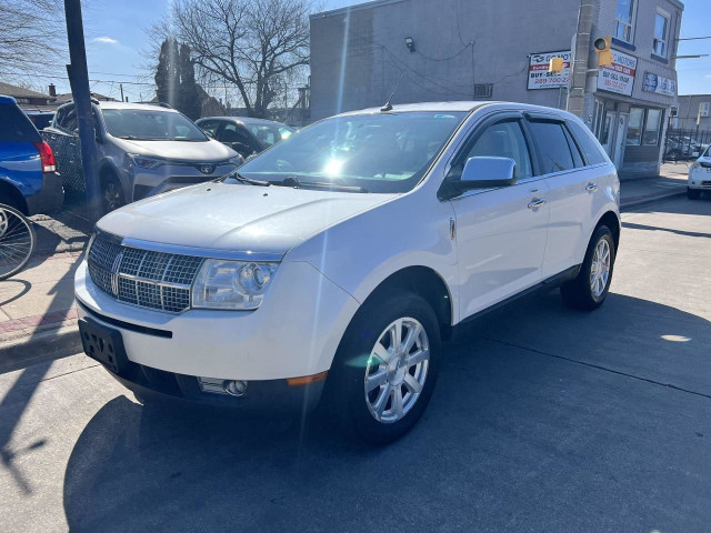 2010 Lincoln MKX AWD 4DR in Cars & Trucks in Hamilton - Image 3