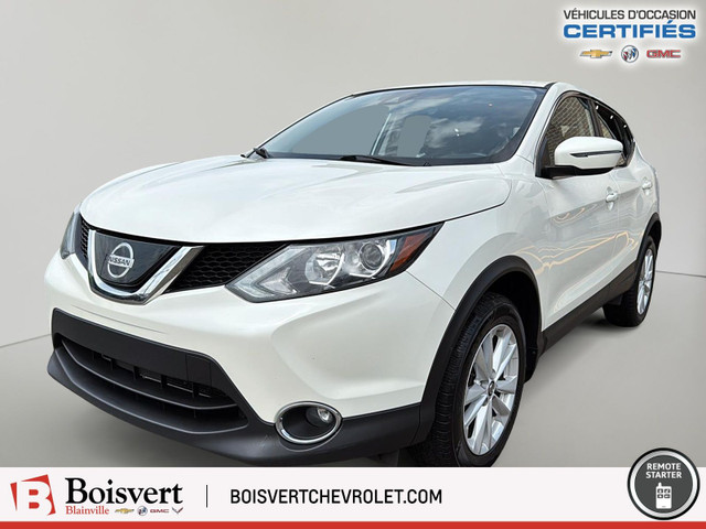 Nissan Qashqai SV/AWD/TOIT/CAMERA/JANTES/GROUPE CHAUFFANT/BAS KM in Cars & Trucks in Laval / North Shore