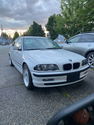 1999 BMW 3 Series 323I