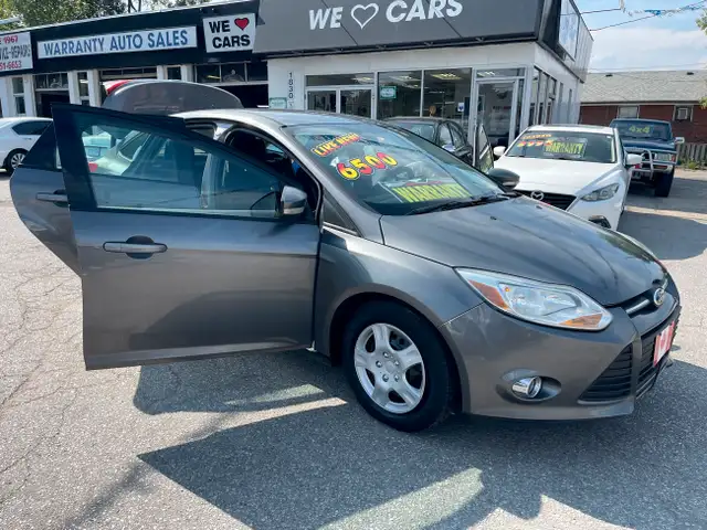 2012 Ford Focus SE SEDAN PWR GROUP AIR CO 2 SET WHEELS....LOW KM in Cars & Trucks in City of Toronto - Image 12
