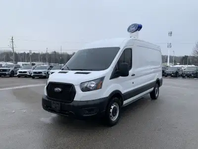 Welcome. This 2022 Ford Transit 250 is for sale today. This Van has 73,724 kms. It's Oxford White in...