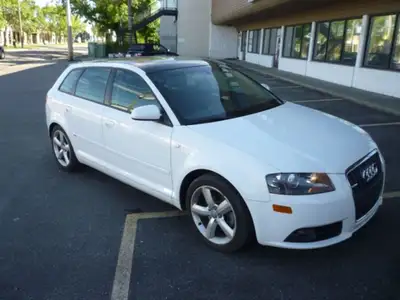 EXCELLENT CONDITION. A 2 OWNER CAR FROM NEW. NEEDS NOTHING! COMES WITH CARFAX REPORT WARRANTY OPTION...