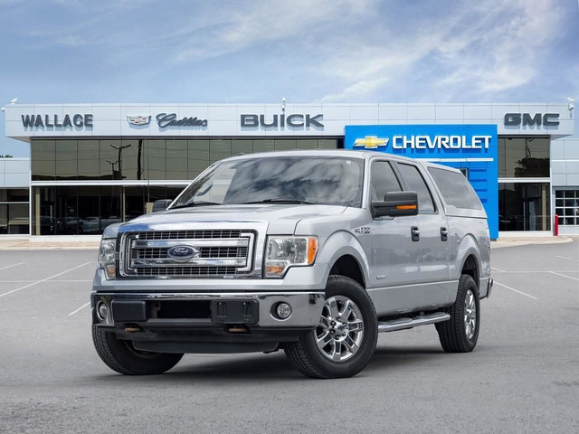2013 Ford F-150 4WD SuperCrew 145 XLT LOW KM WELL Maintained in Cars & Trucks in Oakville / Halton Region