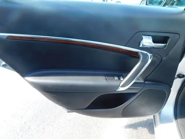 Lincoln MKZ Cuir Mags Sieges Chauffants/Climatisée TRES PROPRE 2 in Cars & Trucks in City of Montréal - Image 23
