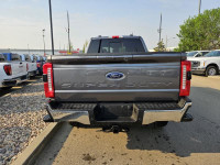 2024 Ford Super Duty F-250 SRW LARIAT 4WD Crew Cab 6.75' Box, 6.7L V8 Diesel, Leather heated/Ventila... (image 4)