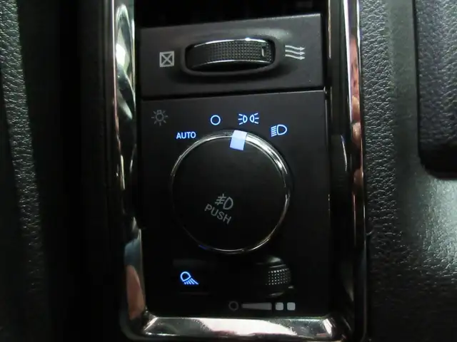 RAM 1500 2018 SPORT NIGHT EDITION CREW-CAB V8 5.7L HEMI 4X4 in Cars & Trucks in Lévis - Image 34