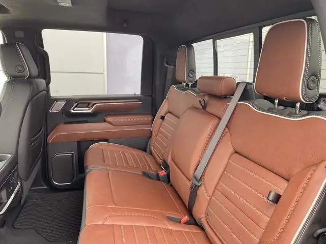 2025 GMC Sierra 3500HD Crew Cab Denali Ultimate in Cars & Trucks in Edmonton - Image 30