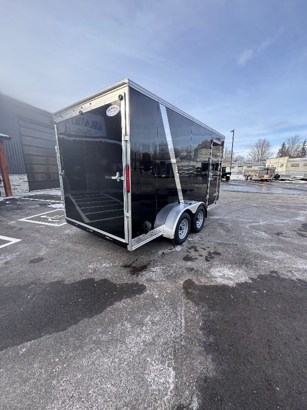 7x14 Tandem 7FT Interior Enclosed cargo trailer in Cargo & Utility Trailers in Brantford - Image 2
