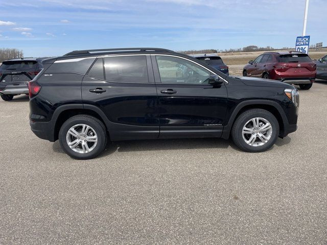 2024 GMC Terrain SLE in Cars & Trucks in Prince Albert - Image 3